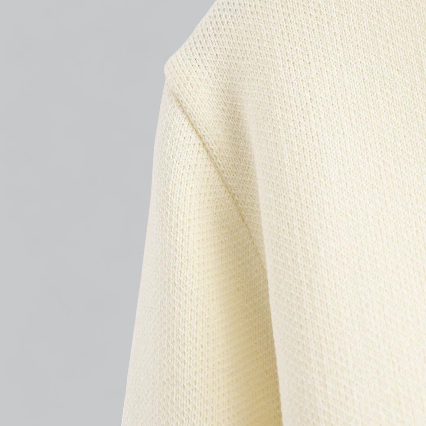 Cozy Knitted Cardigan for Any Occasion