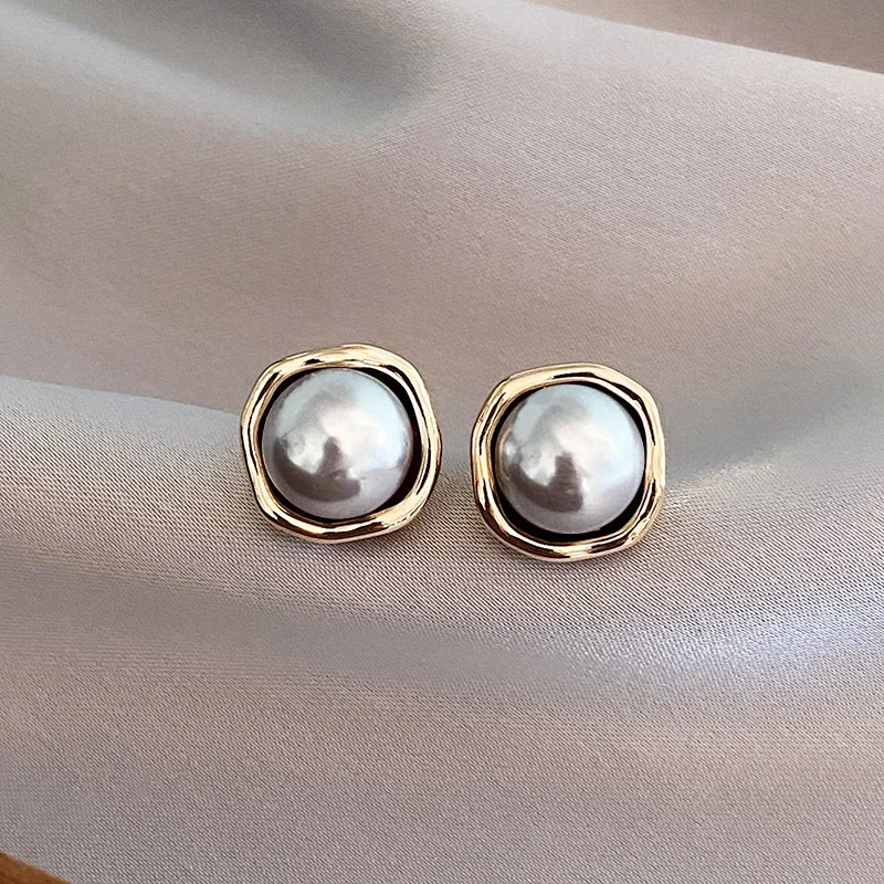 Elegant Timeless Pearl Earrings