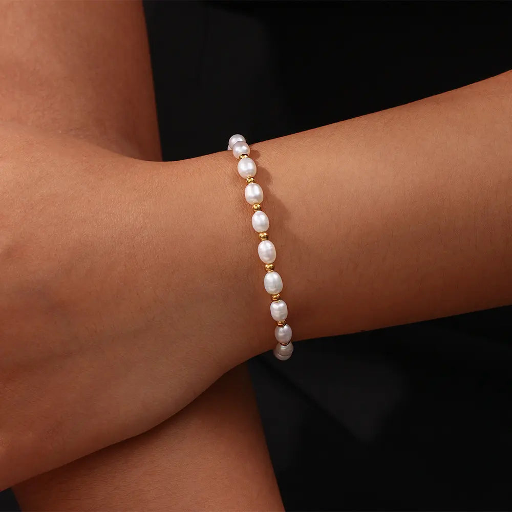 Elegant Pearl Bracelet