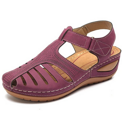 Adjustable Closed-Toe Sandals for Women – Ideal for Summer Outings