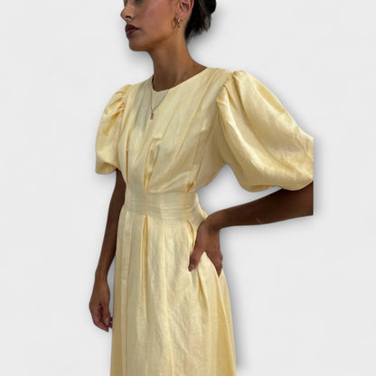 Josephine - Airy Butter Yellow Maxi Dress for Summer Events