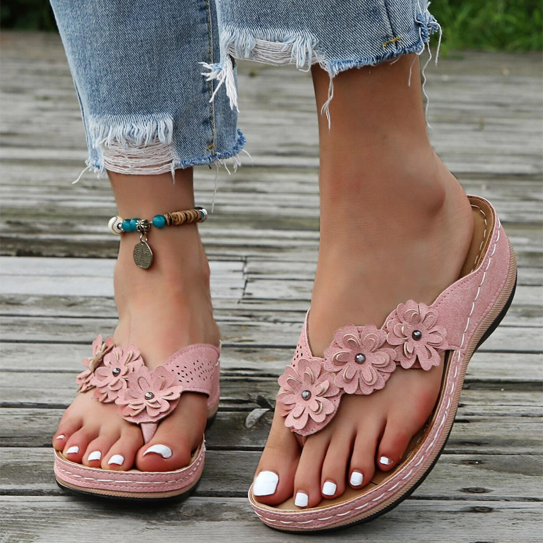 Chic Floral Clip Toe Sandals for Women