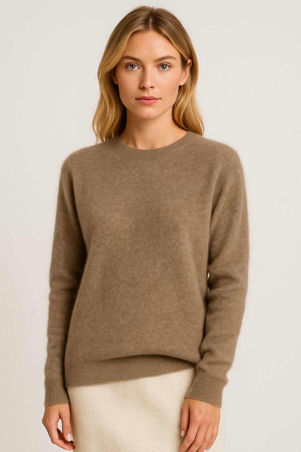Women’s Classic Crew Neck Knit Sweater for All Occasions