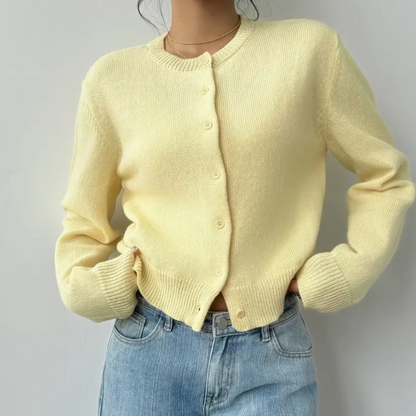 Chic Cropped Button Cardigan – Cozy Knit for Everyday Style