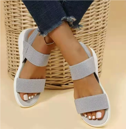Chic Summer Sandals for Women - Ideal for Beach Days