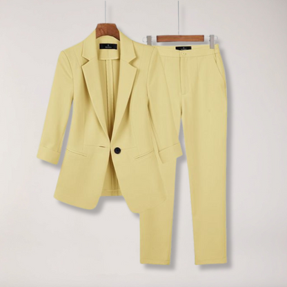 Chic Women's Blazer and Trousers Set for Office and Events