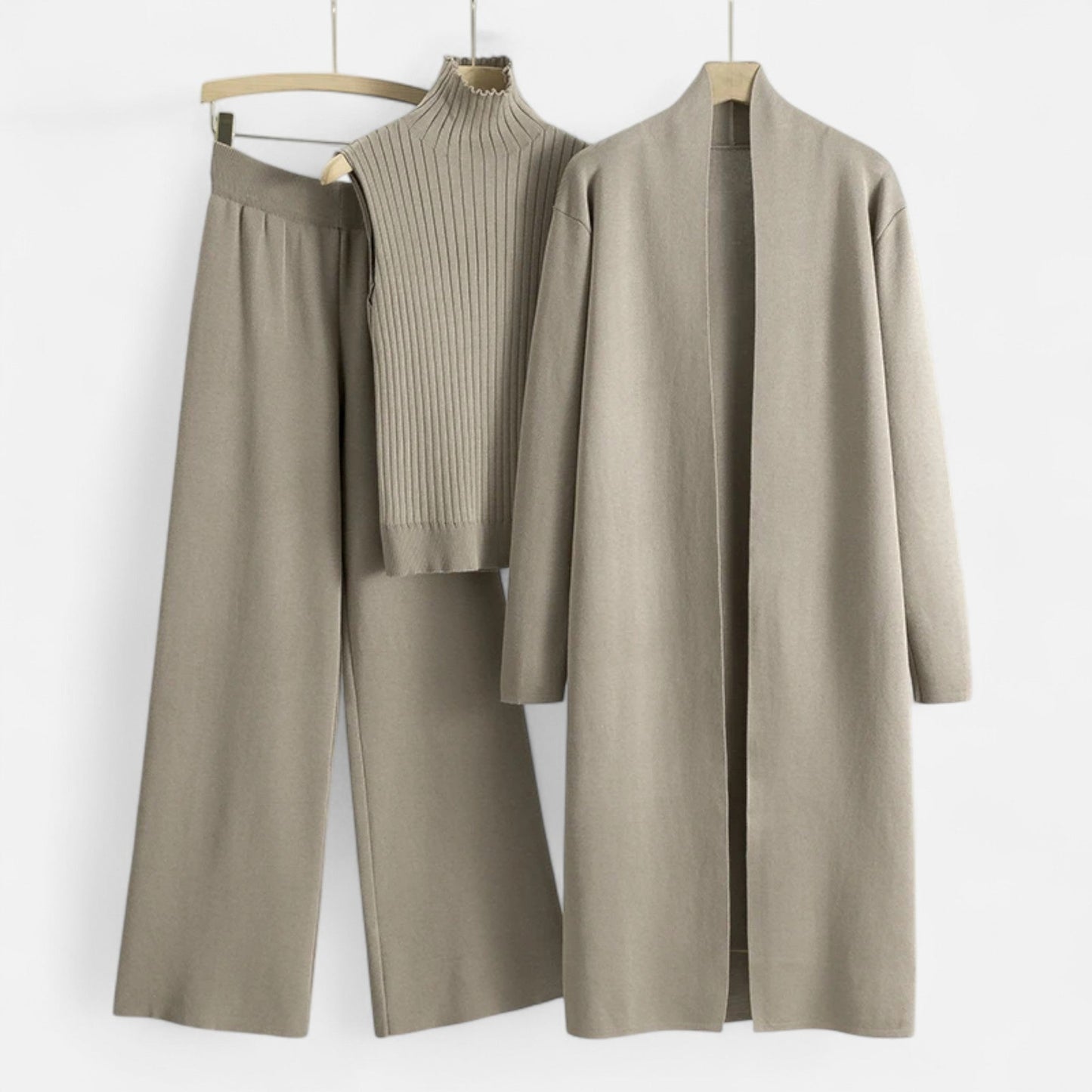 Chic Women's Three-Piece Set: Sleeveless Top, Wide-Leg Trousers & Longline Cardigan for Any Occasion