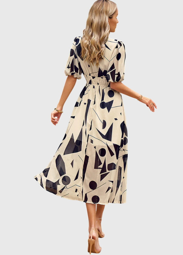 Chic Floral Midi Dress for Any Occasion